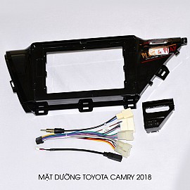 Mặt dưỡng Toyota Camry 2018